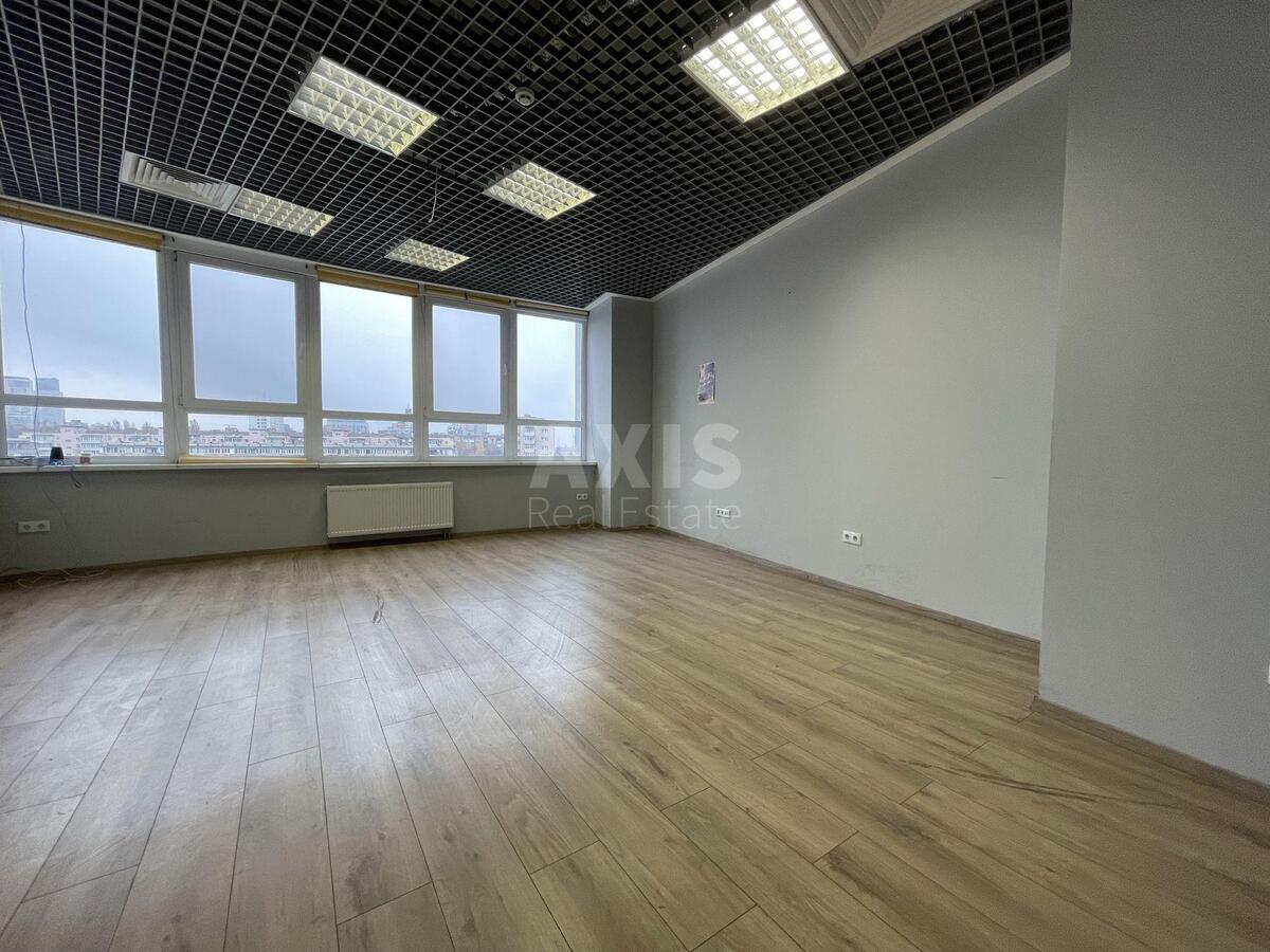Office vul. Jevgena Konoval'cja 36Д, 350m2630040
