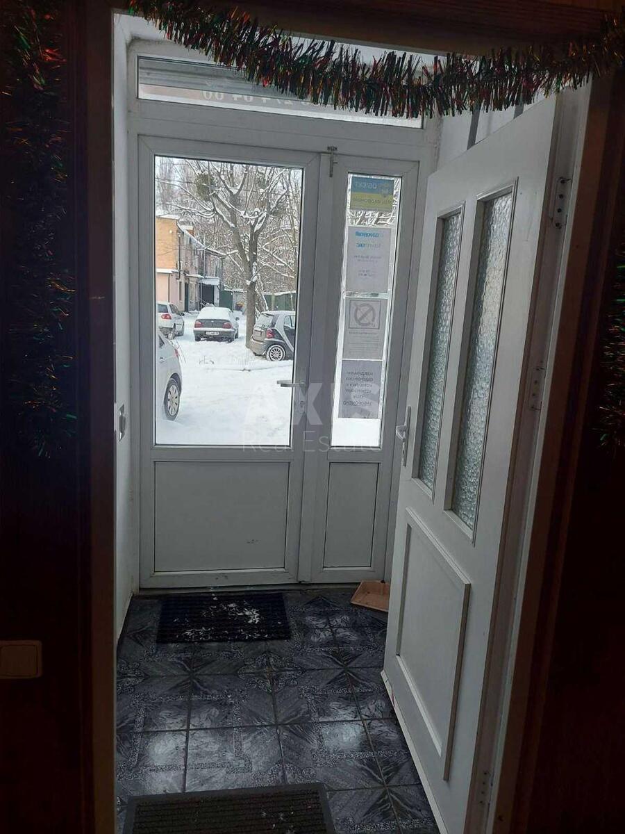 Объект сервиса ул. Туполева Академика 18Д, 165м20