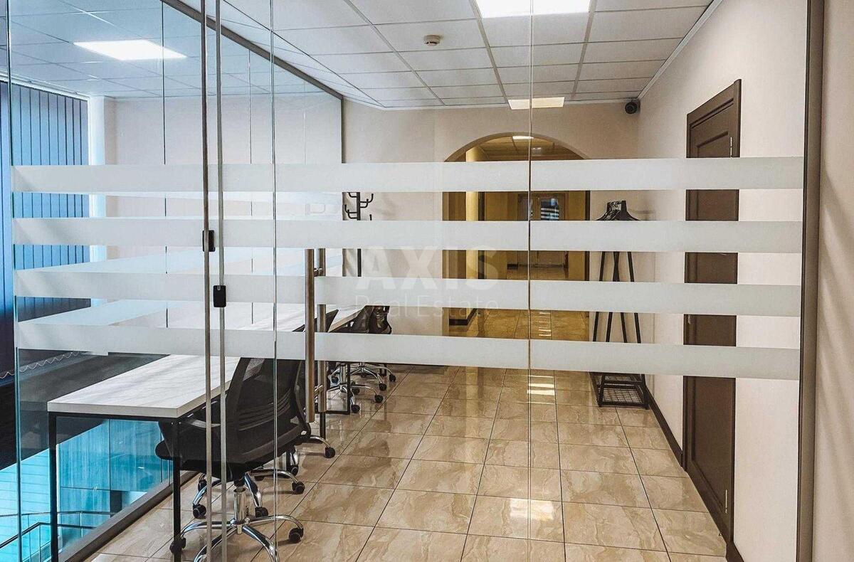 Office vul. Kutuzova 13, 222m2589930