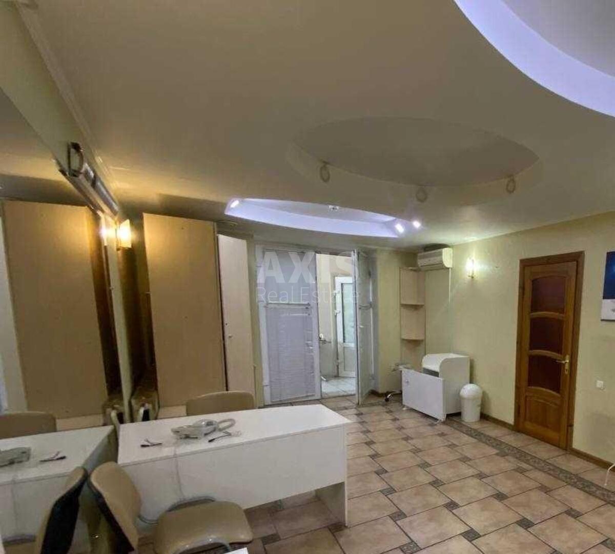 Office pr-t Geroi'v Stalingrada 20, 320m2590183