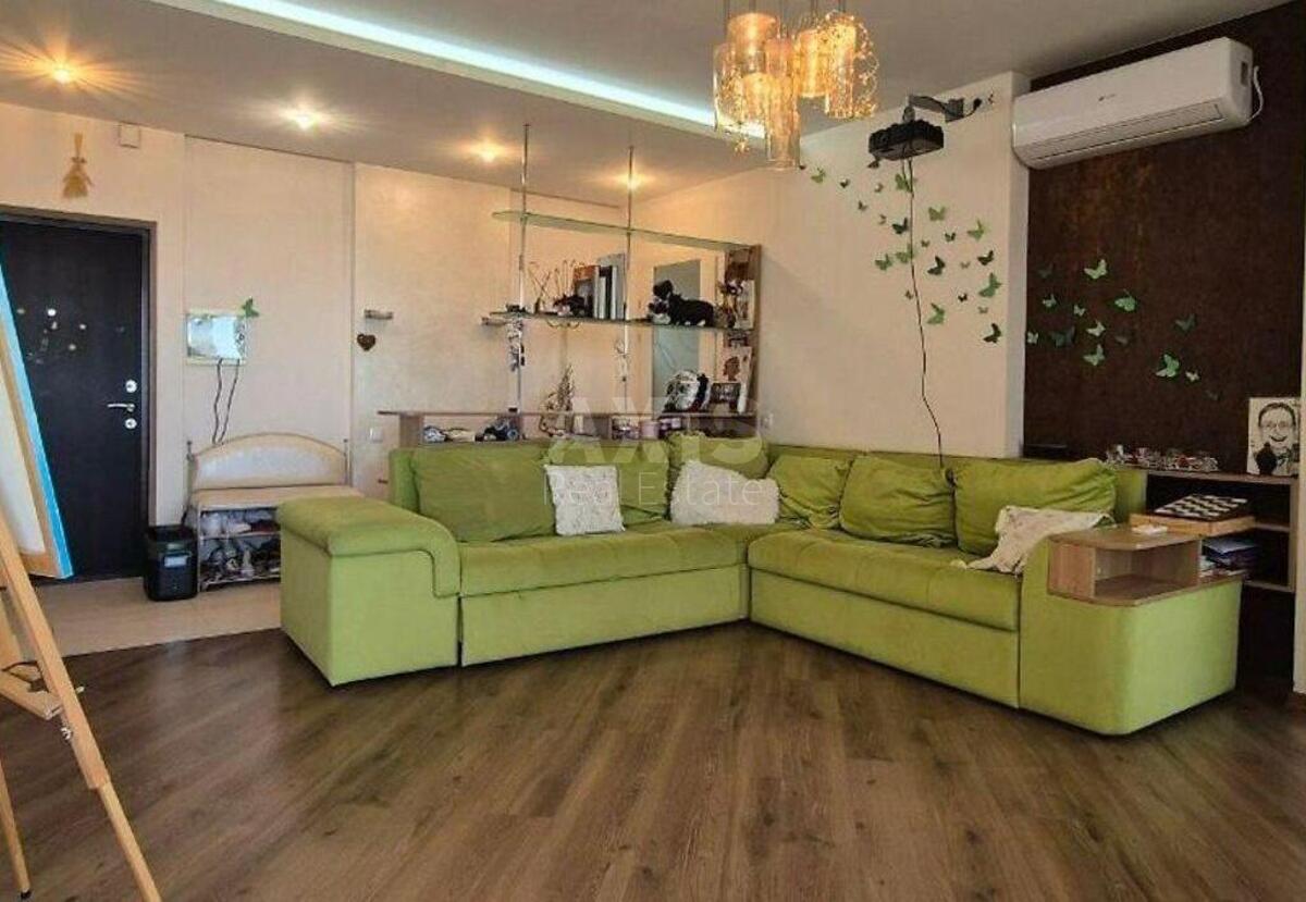 2k apartment vul. Sikors'kogo Igorja Aviakonstruktora 43