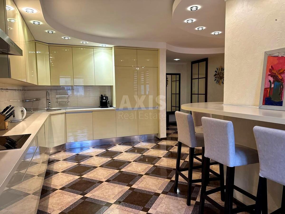 3k apartment vul. Vidpochynku 1063663