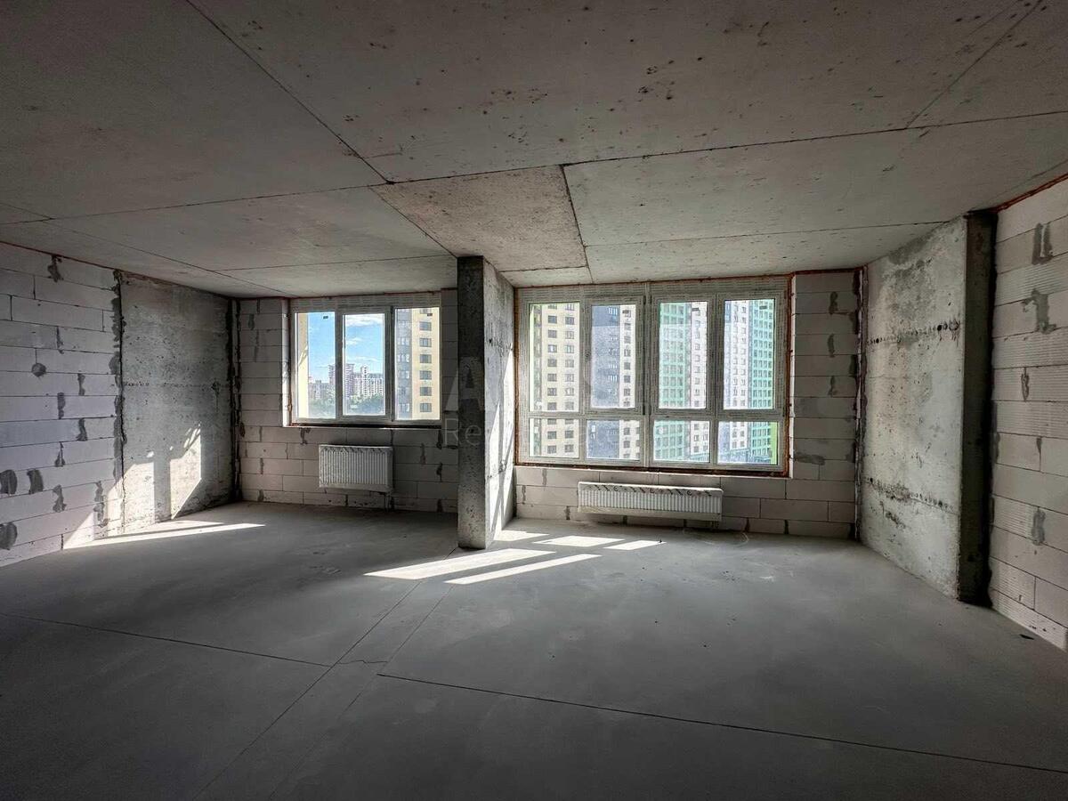 2k apartment vul. Myhajla Maksymovycha 320