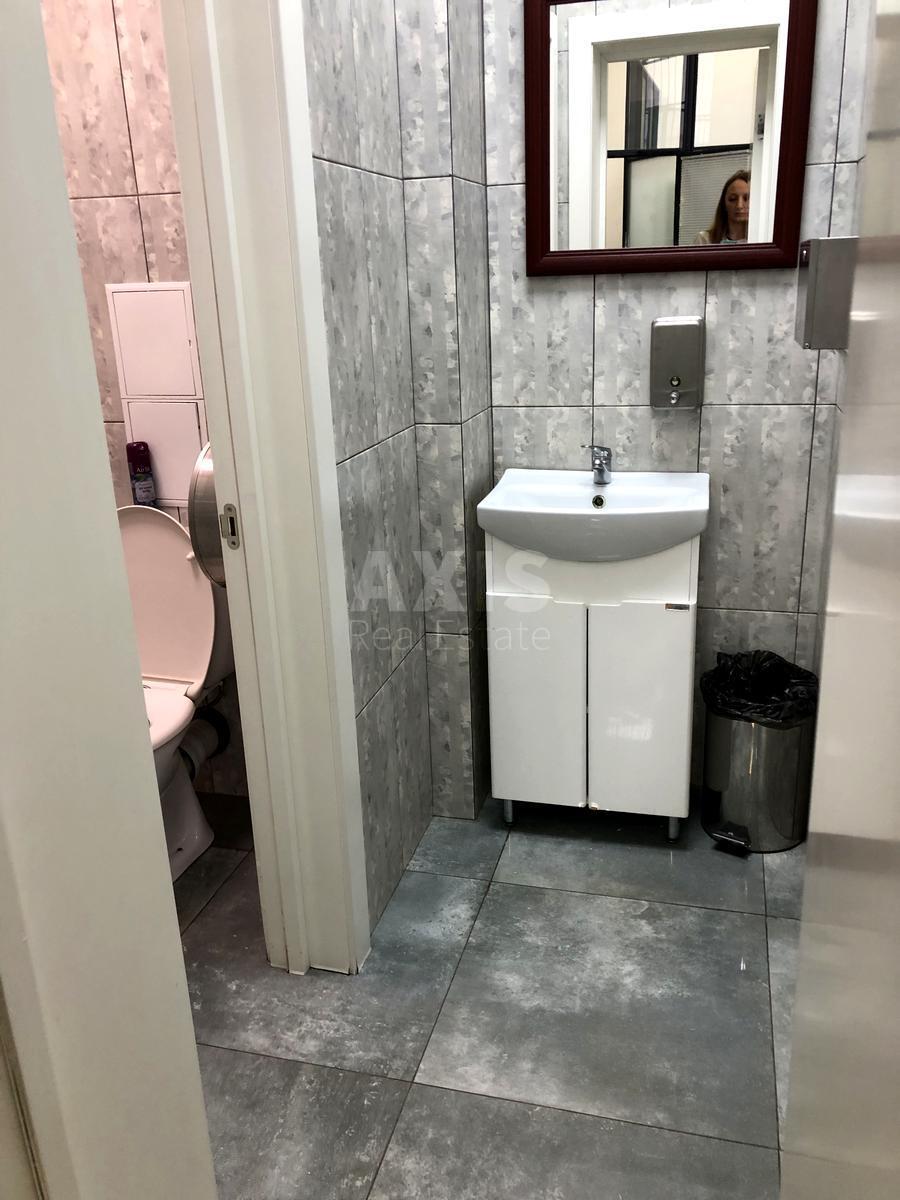 Офис пр-т Бажана Николая 17, 200м2593163