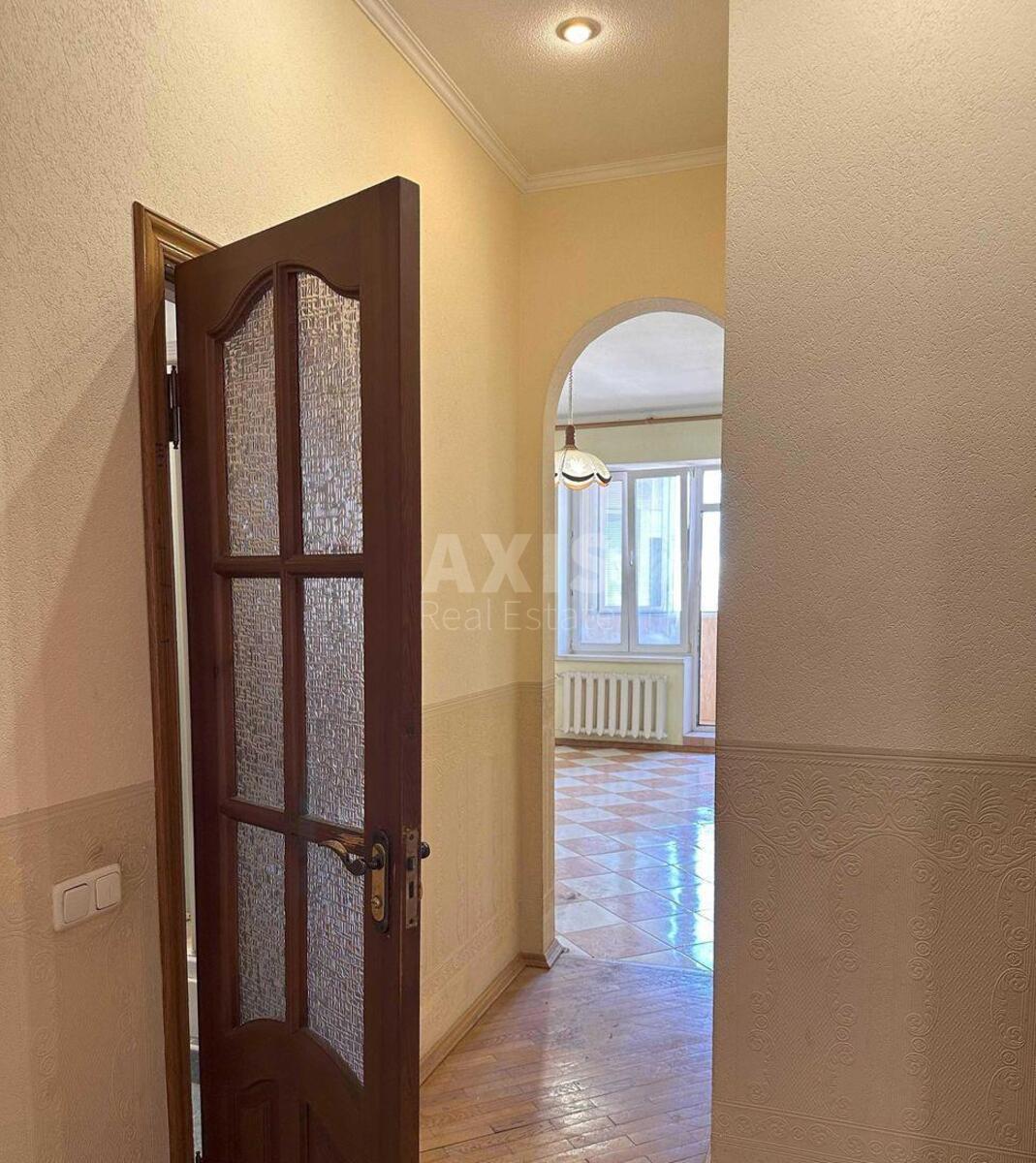 3k apartment vul. Sribnokil's'ka 14А627673