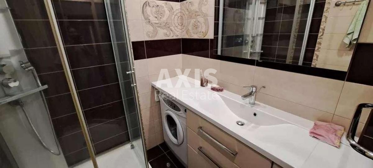 2k apartment vul. Mykytenka Ivana 162