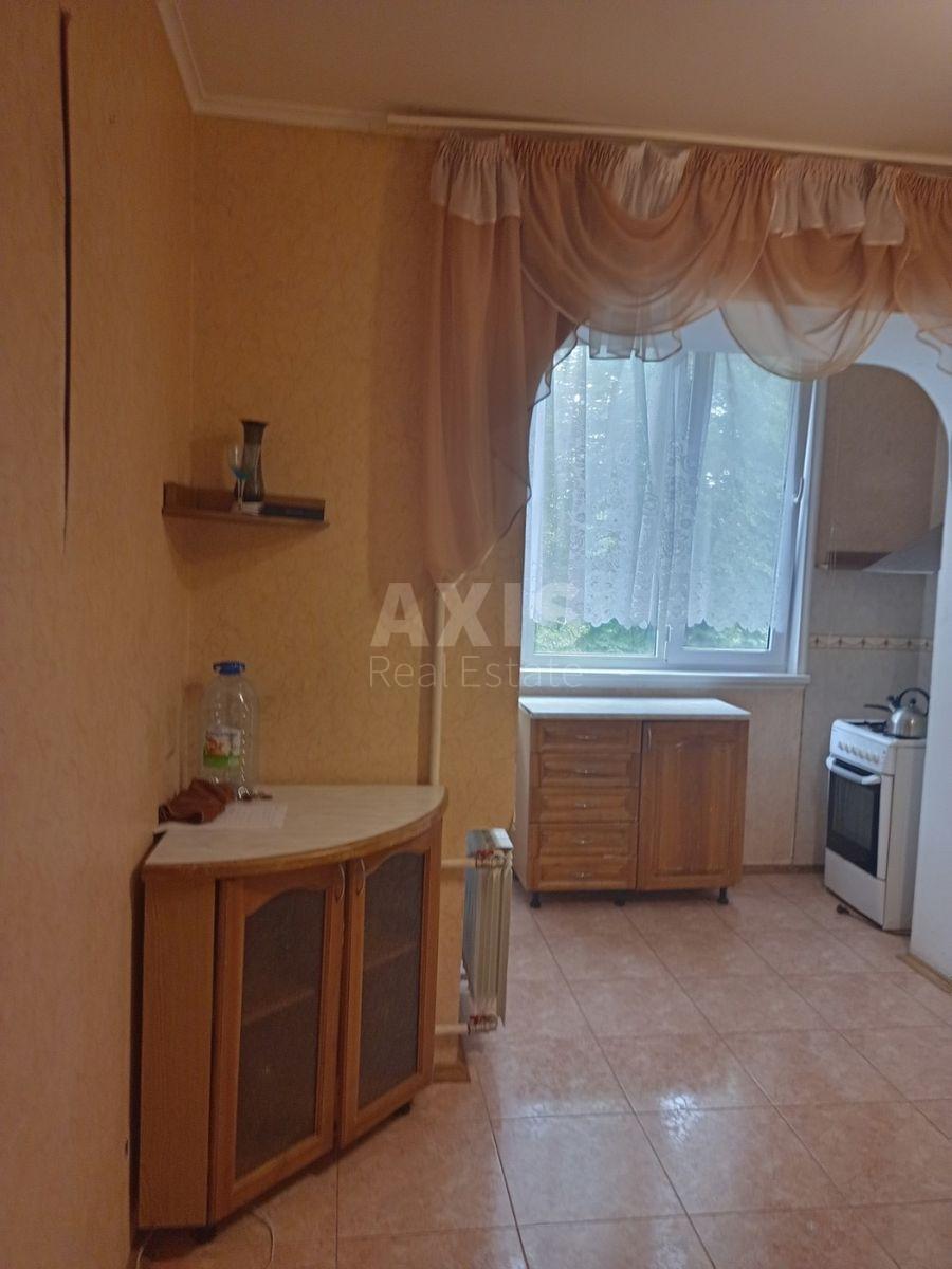 2k apartment uzv. Pechers'kyj 84