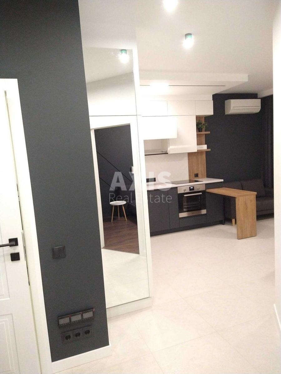1k apartment vul. Lypkivs'kogo Vasylja Mytropolyta 37Б0