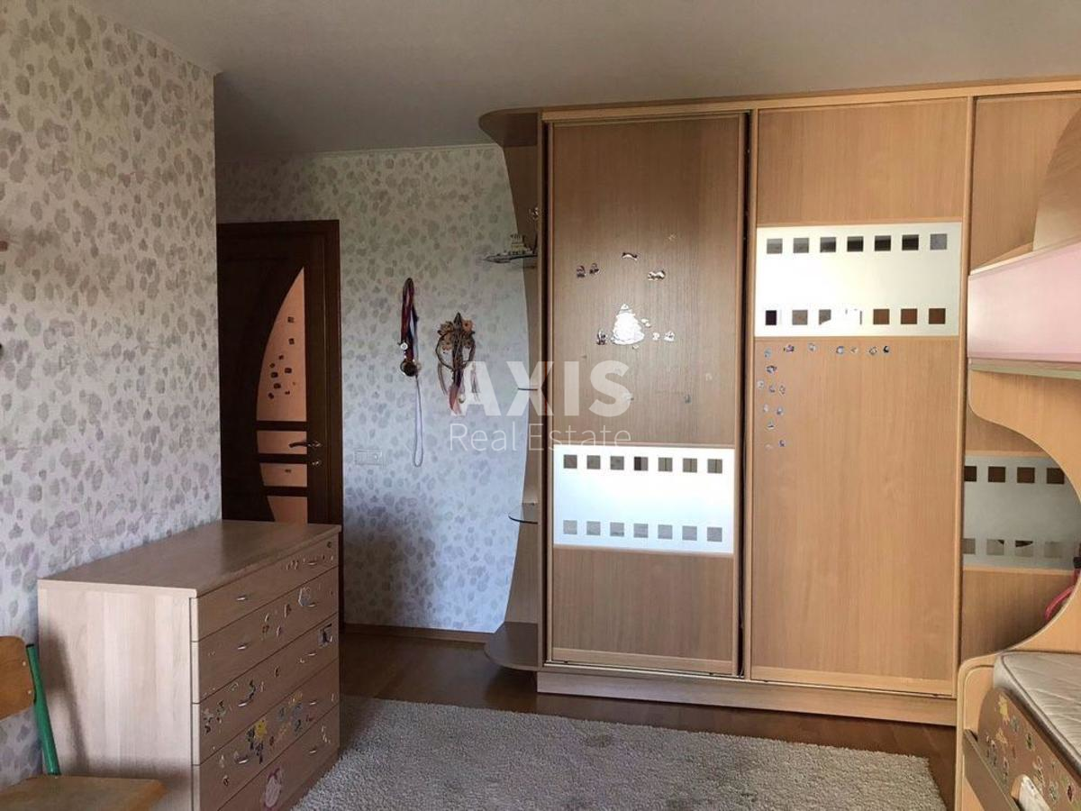 2к квартира вул. Братиславська 72