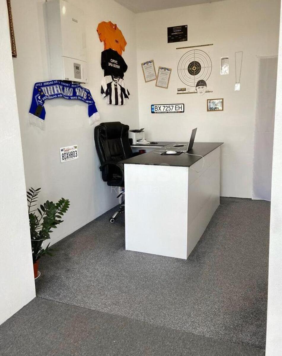2k apartment vul. Radystiv 34Н0