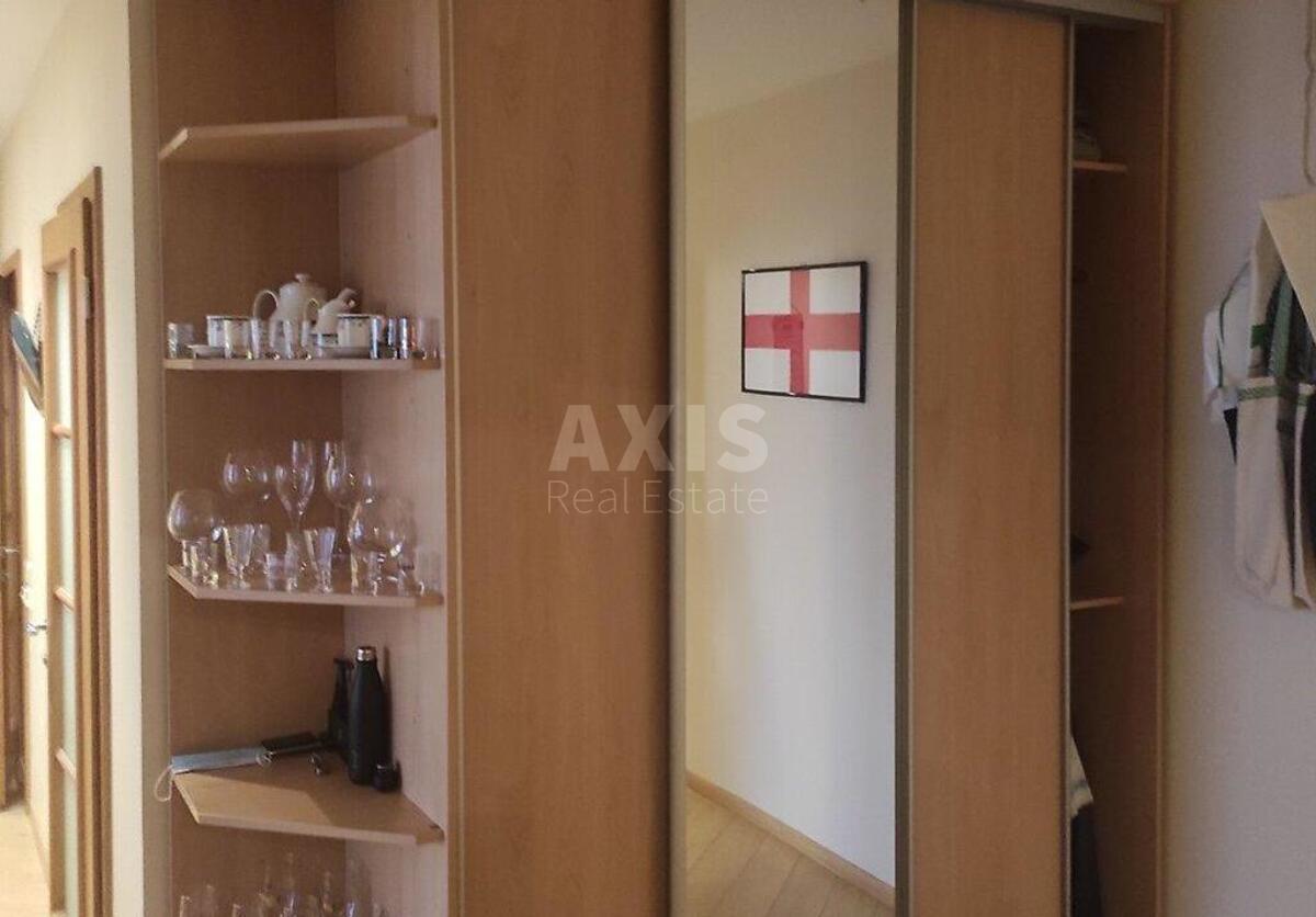 3k apartment vul. Amosova Mykoly 44