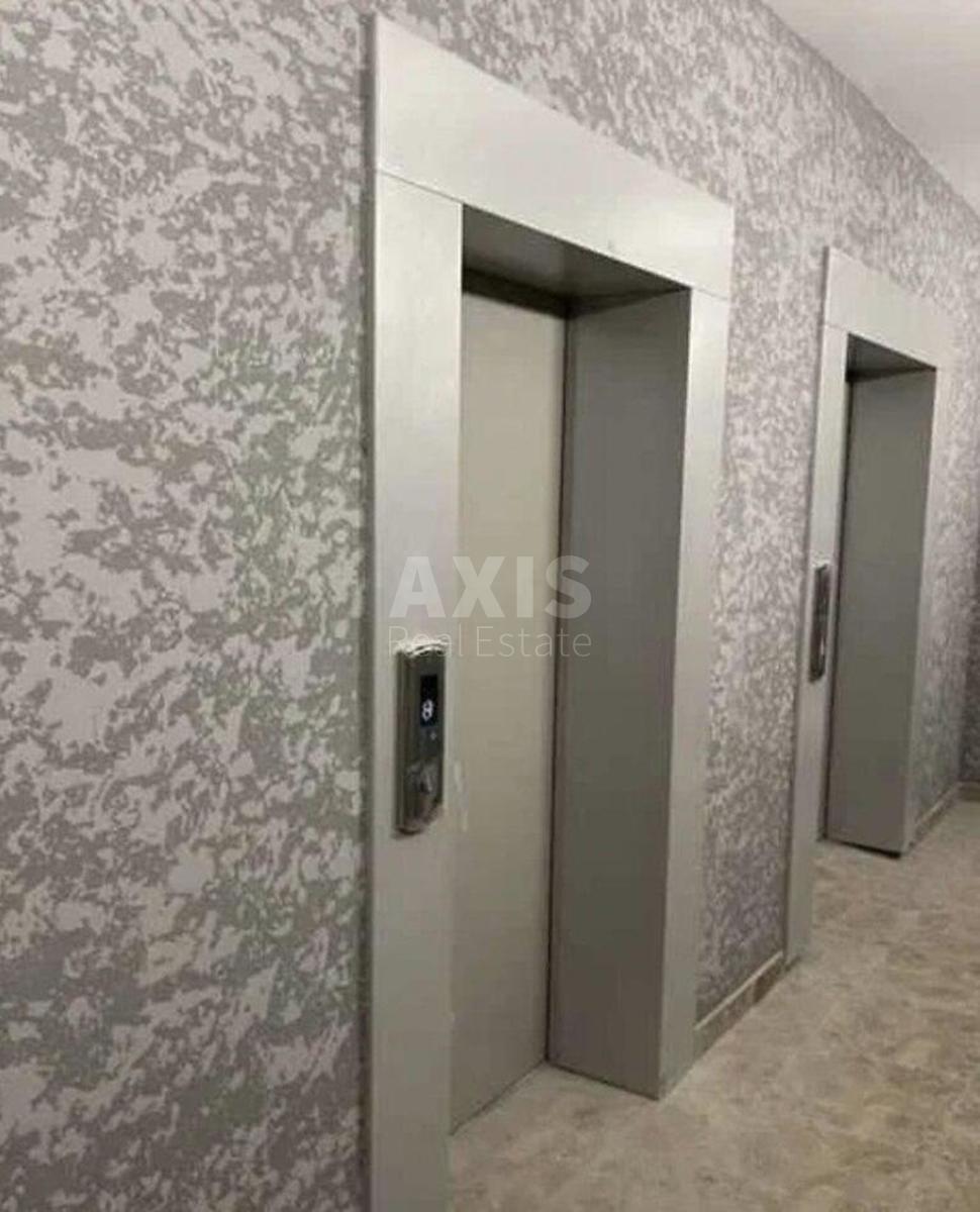1k apartment vul. Radchenka Petra 274