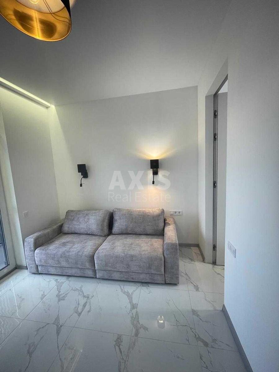 2k apartment prov. Novopechers'kyj 58