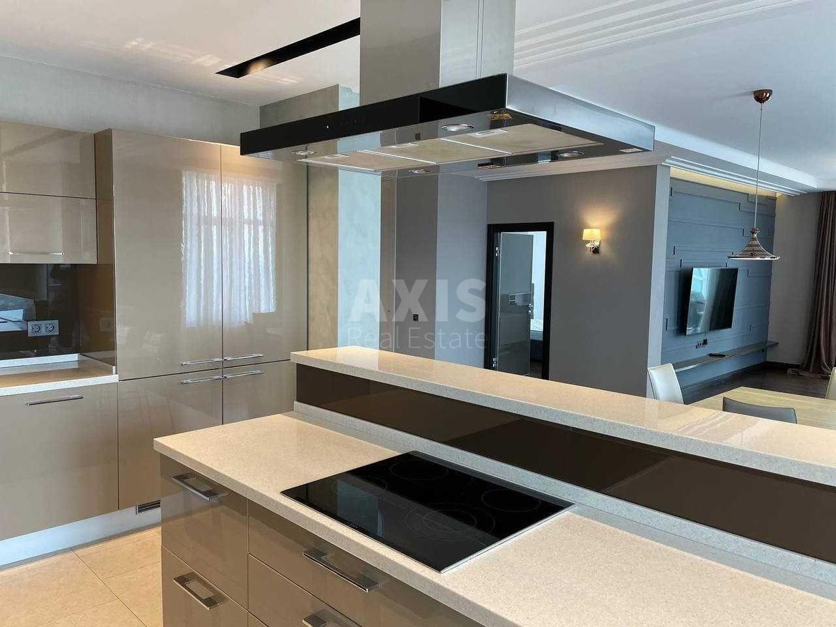 4k apartment vul. Dragomyrova Myhajla 9
