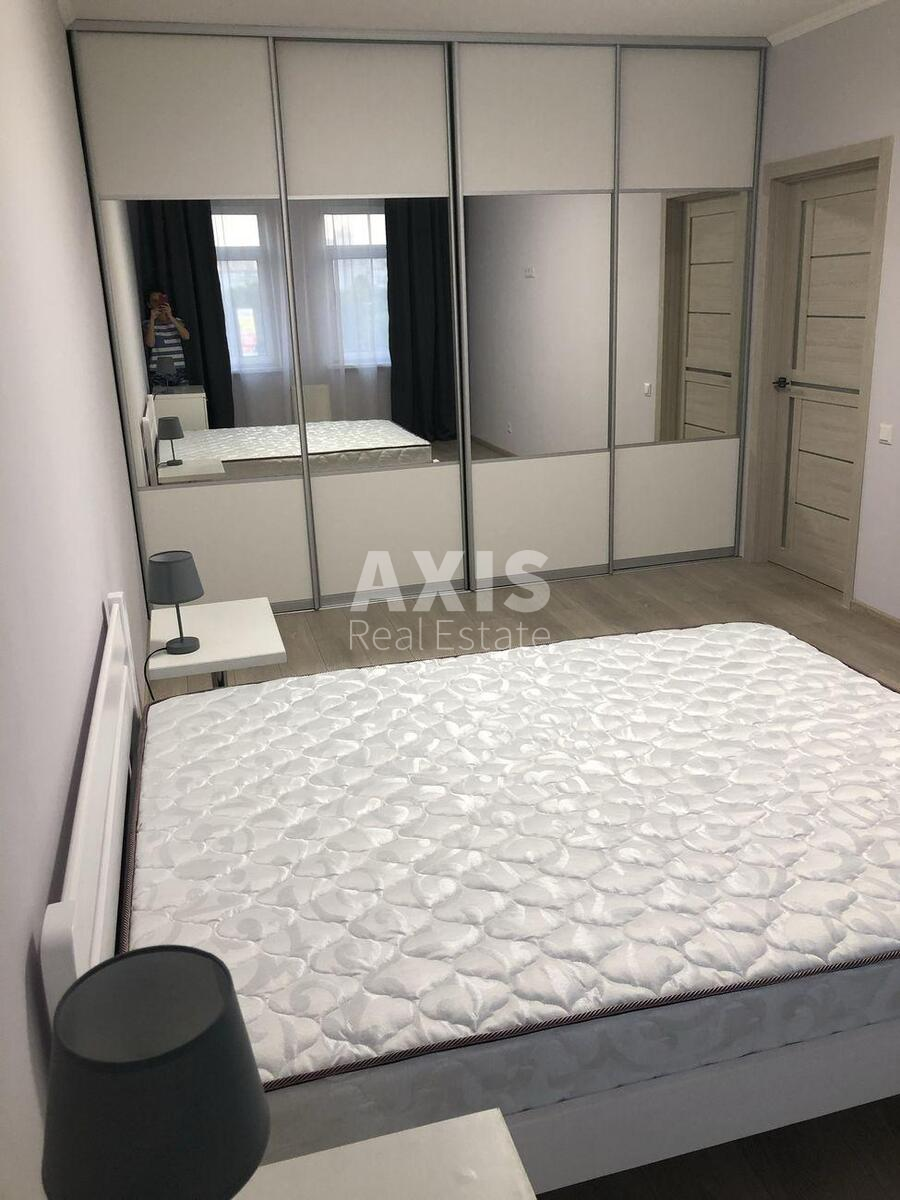 2к квартира ул. Мишуги Александра 2486013