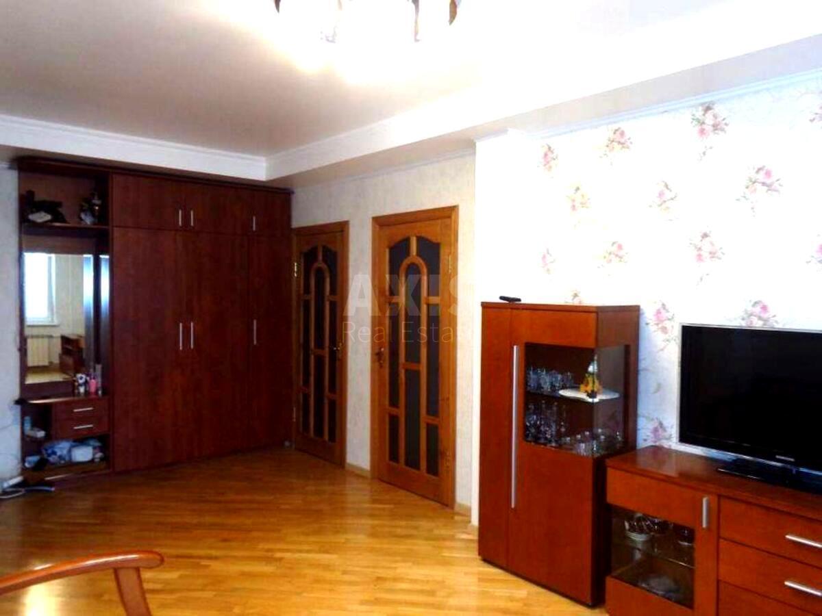3k apartment vul. Ljatoshyns'kogo 2614883