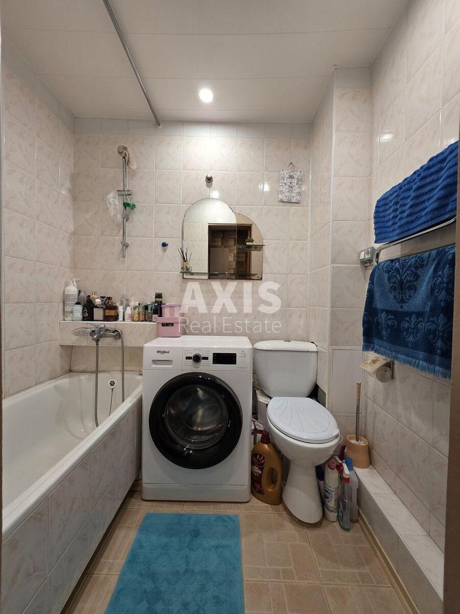1k apartment vul. Oleksandra Makhova 1615576