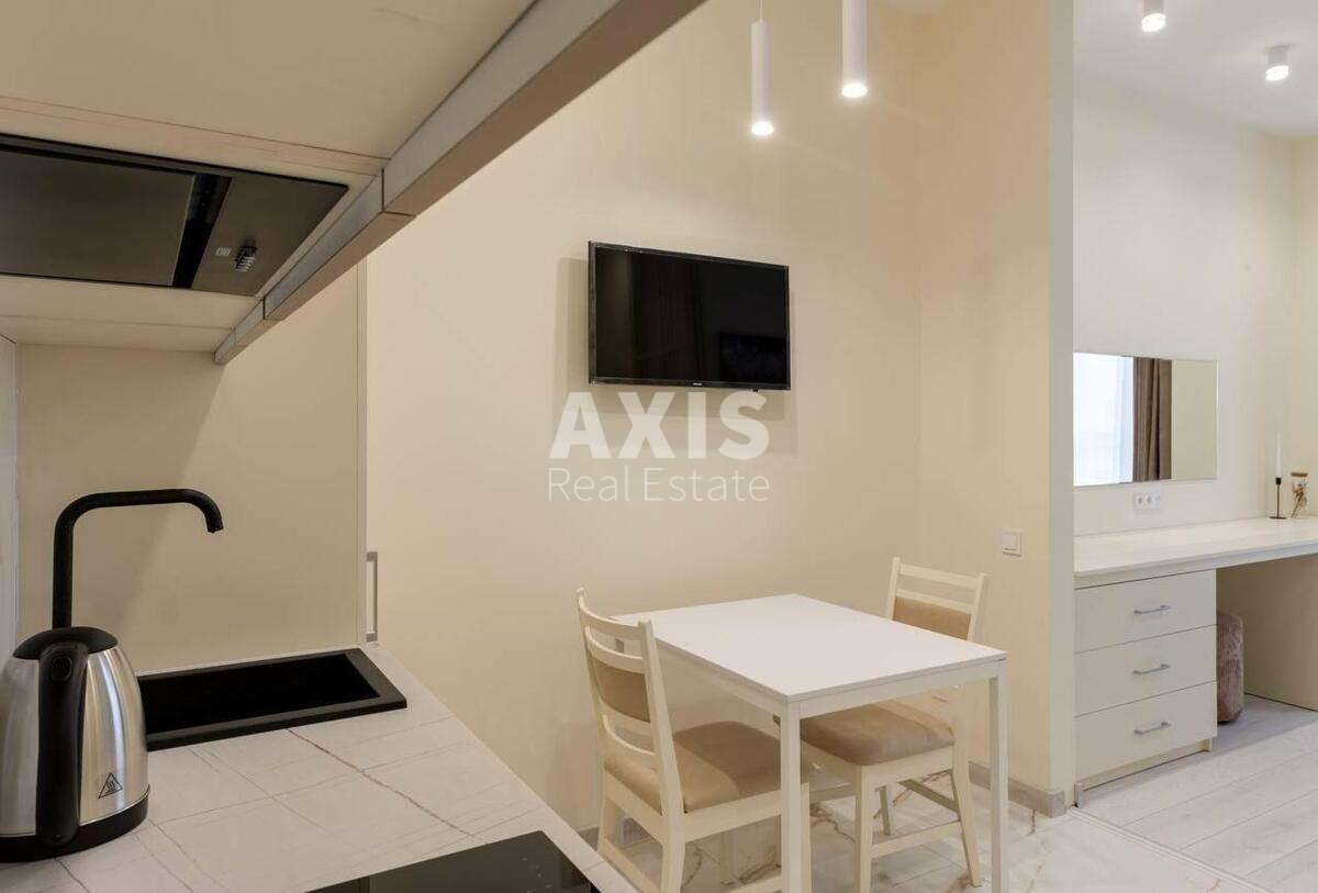 1k apartment vul. Dragomyrova Myhajla 14А14