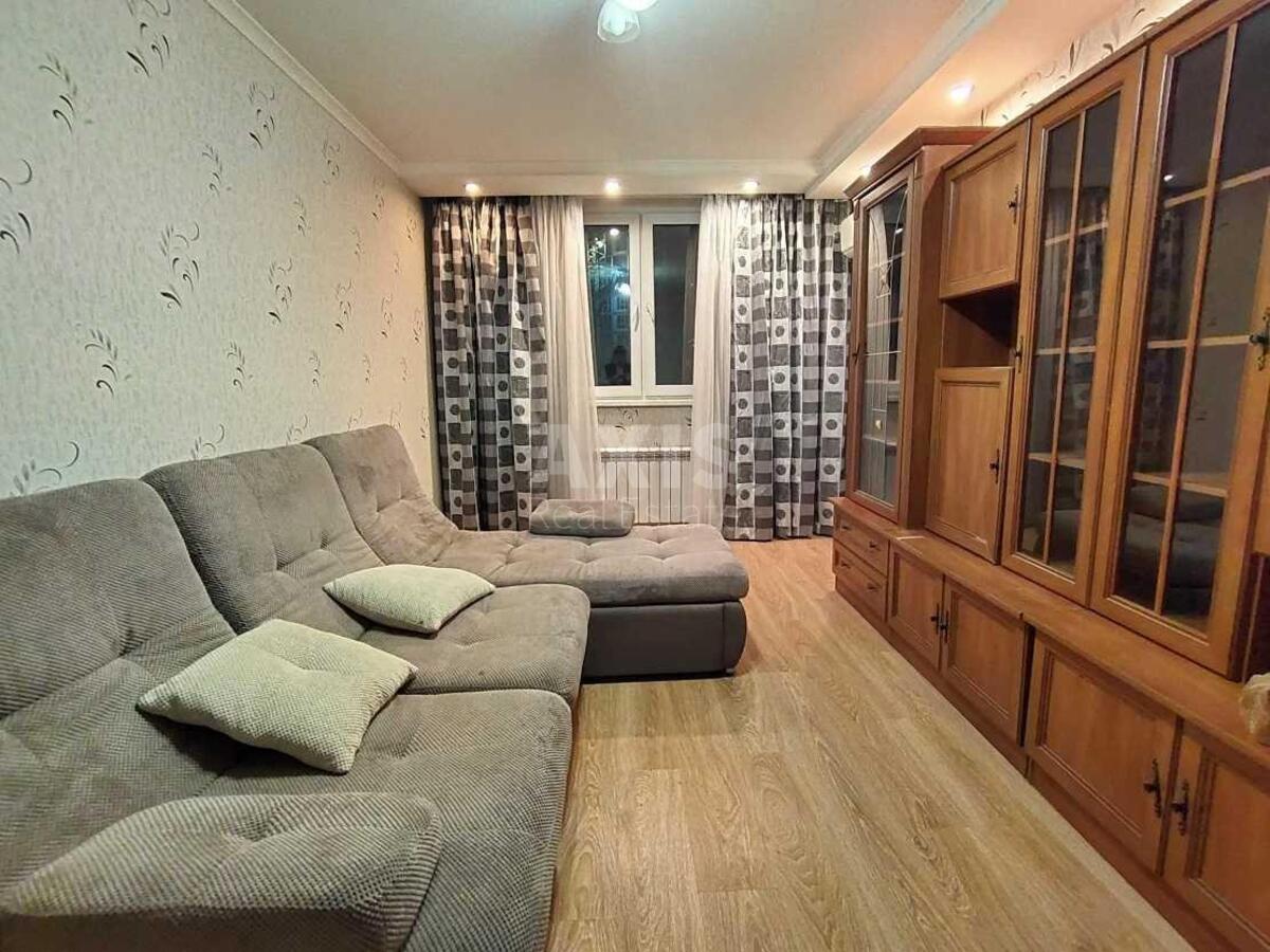 3k apartment vul. Urlivs'ka 23Б613306