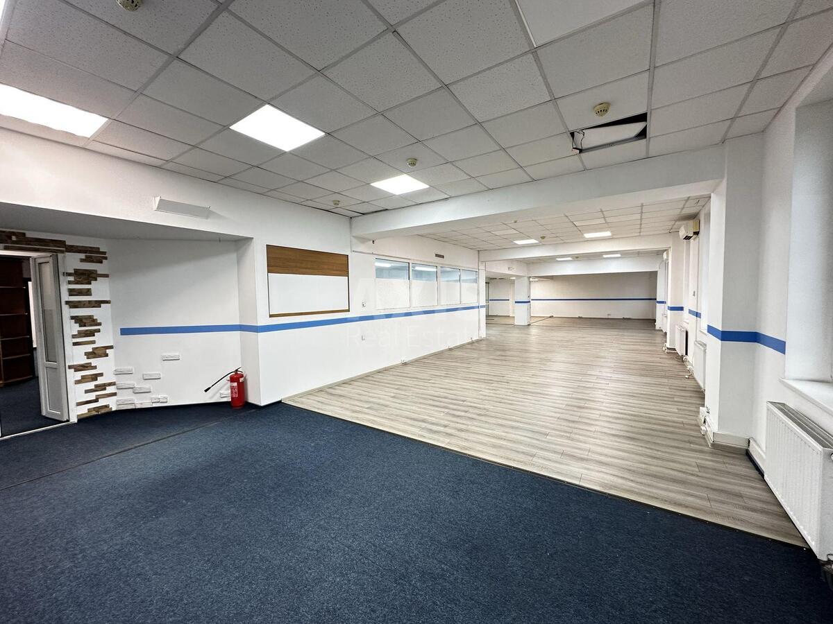 Office prov. Behterevs'kyj 14Е, 600m20