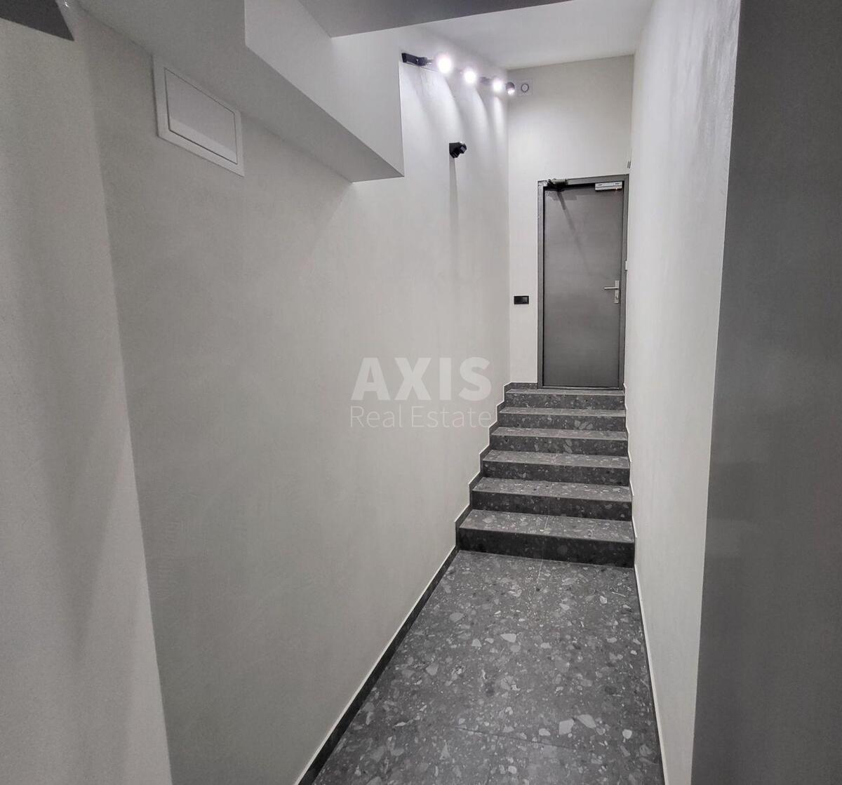 Объект торговли ул. Юрковская 36, 42м2609558