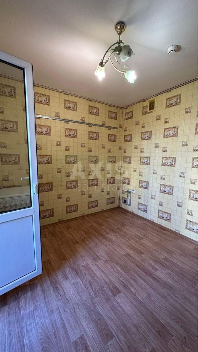 1k apartment vul. Myhajla Maksymovycha 9В2