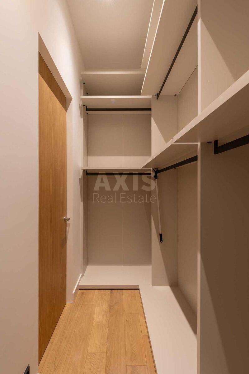 4k apartment vul. Antonovycha 175732617