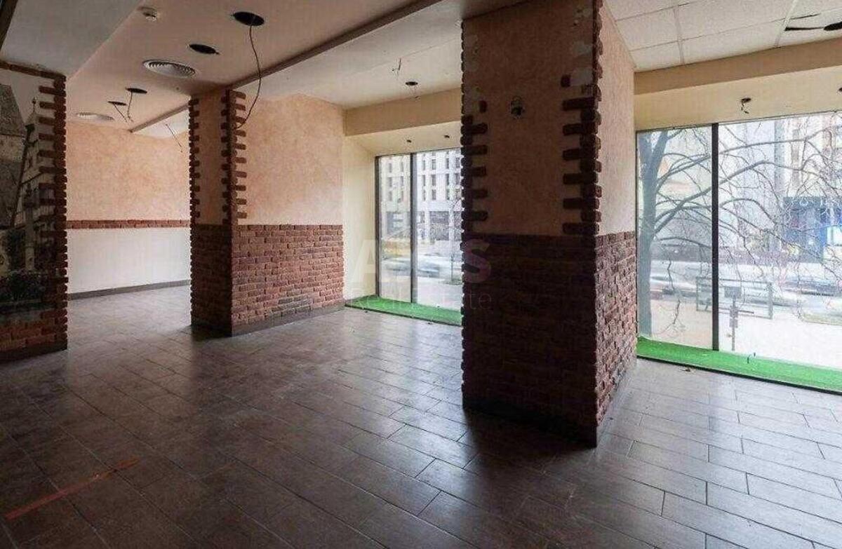 Office vul. Hreshhatyk 7/11, 554m22