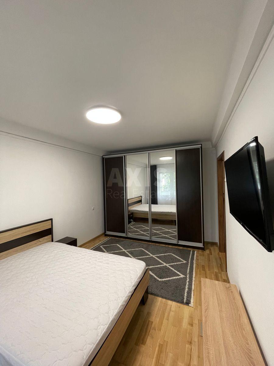 1k apartment vul. Lytvynenko-Vol'gemut 1В19