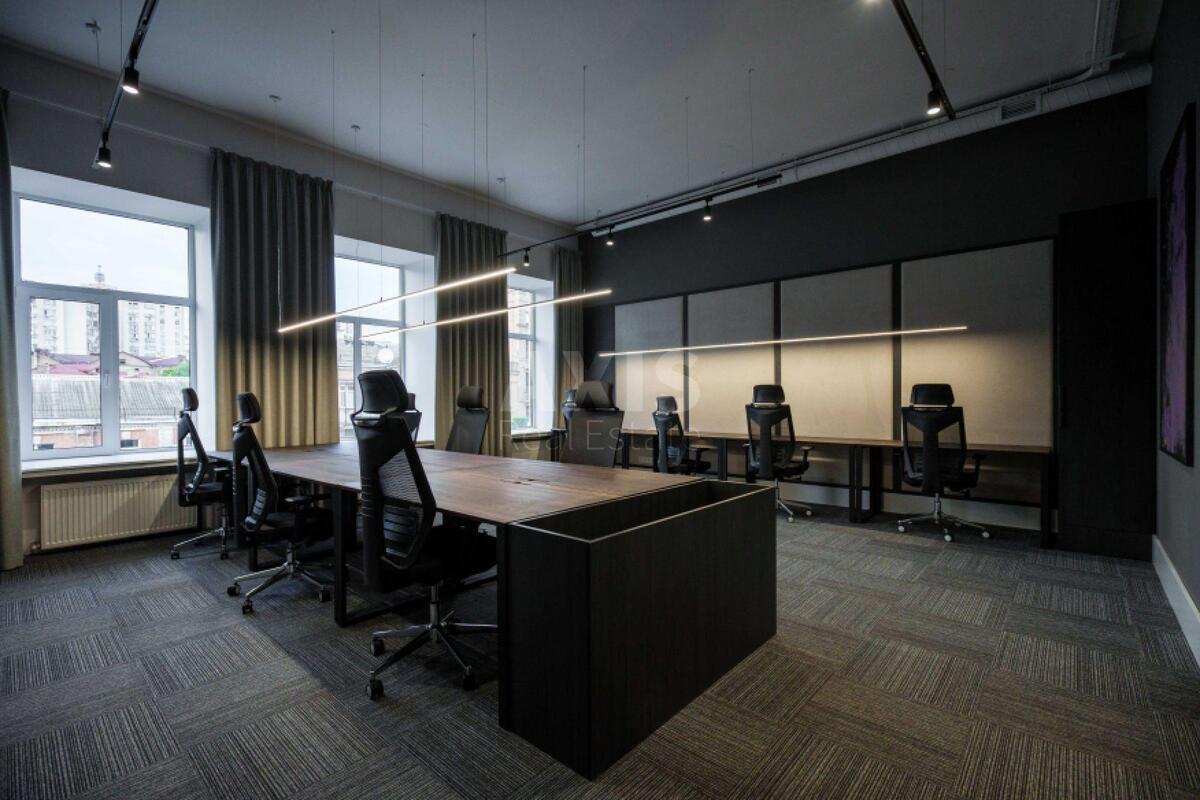 Office vul. Hmel'nyc'kogo Bogdana 51А, 570m2631178