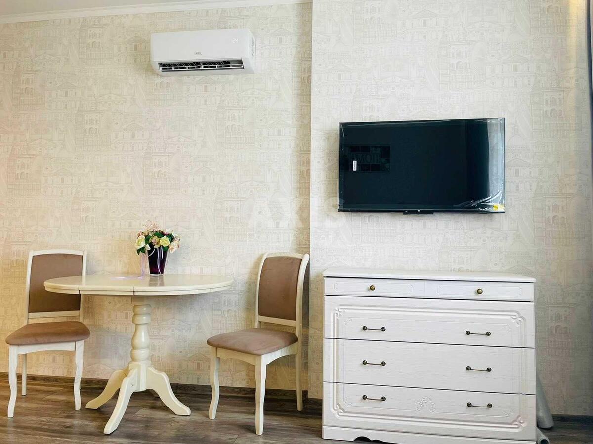 1k apartment vul. Kondratjuka Jurija 1604972