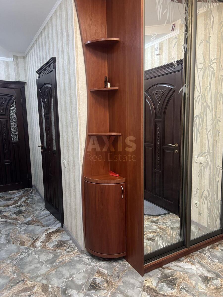 2к квартира ул. Ревуцкого 9603408