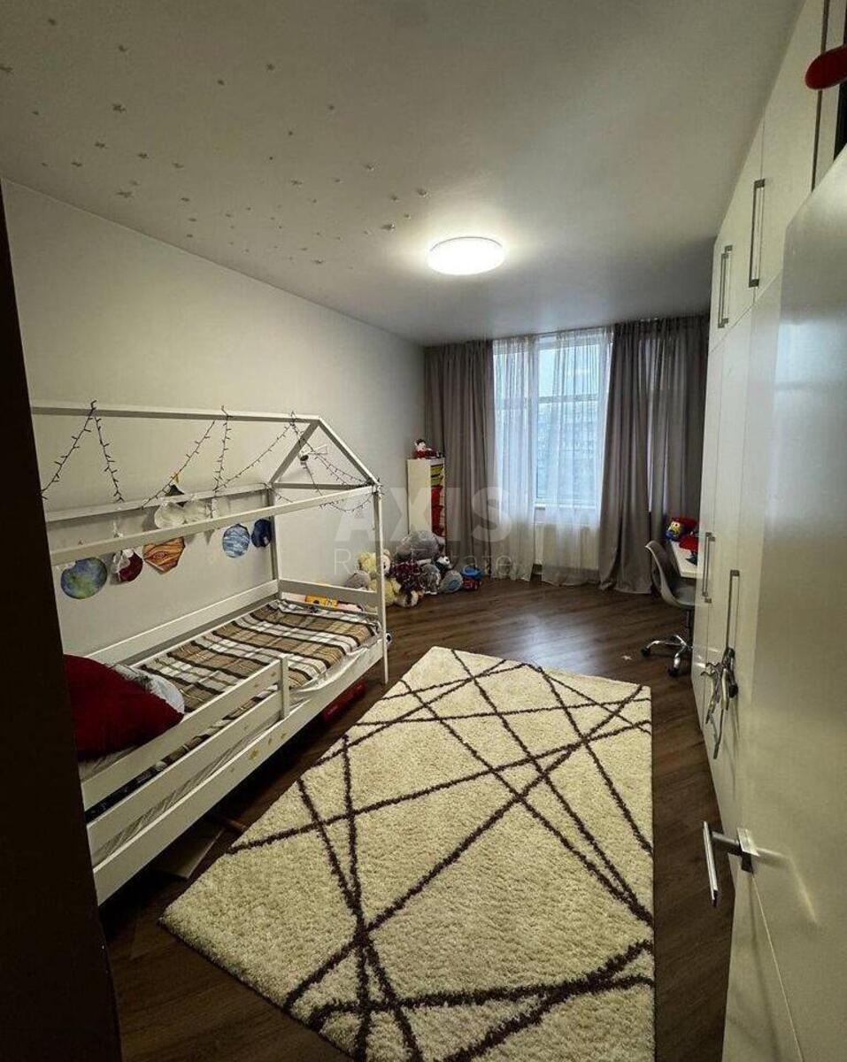 3k apartment vul. Glybochyc'ka 32Б4