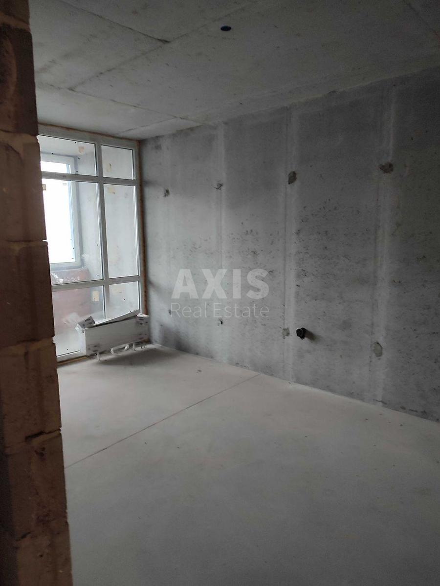 1k apartment vul. Sverstjuka Jevgena 42