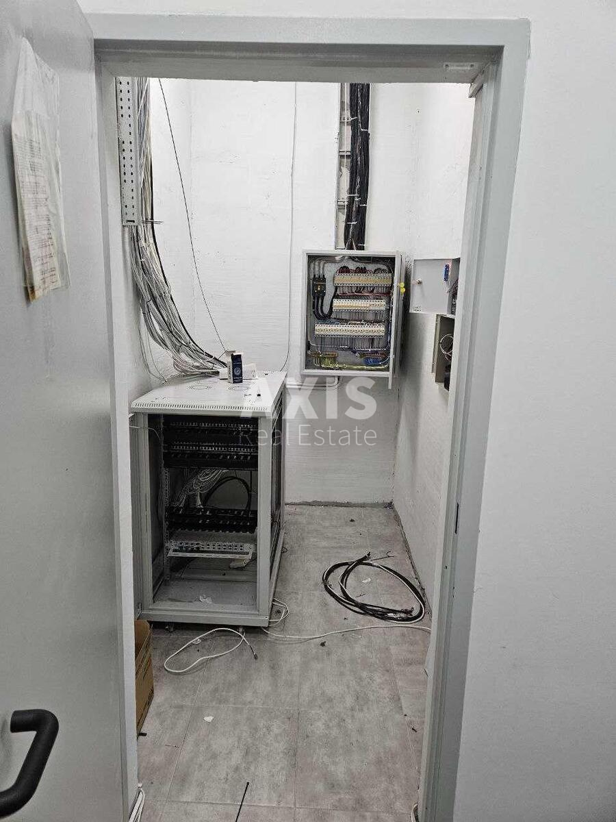 Office vul. Borshhagivs'ka 154, 891m25753515