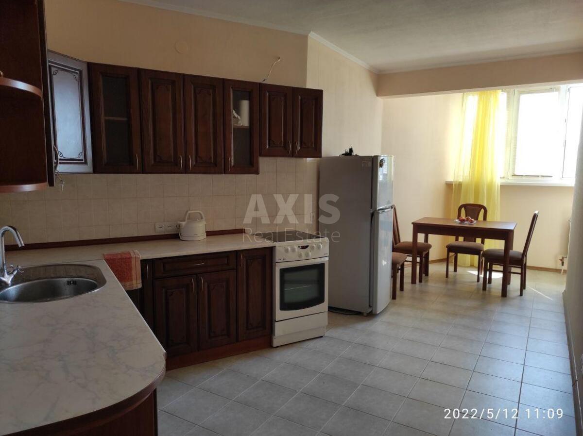1k apartment pr-t Bazhana Mykoly 1