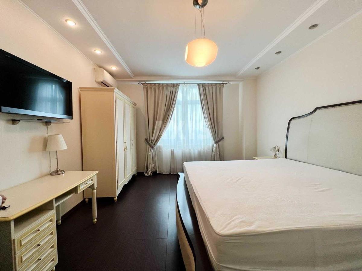 2k apartment vul. Zvirynec'ka 594
