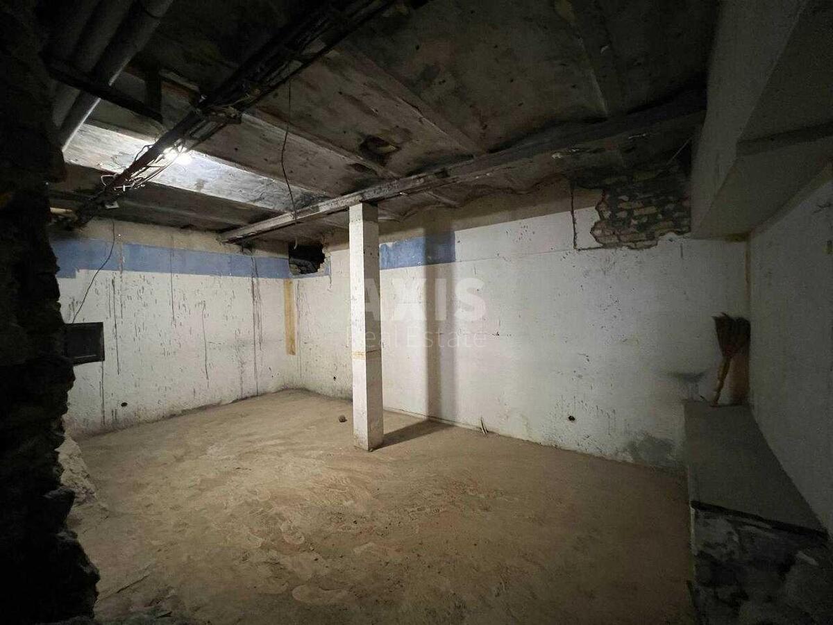 Trade object vul. V'jacheslava Lypyns'kogo 10, 152m26