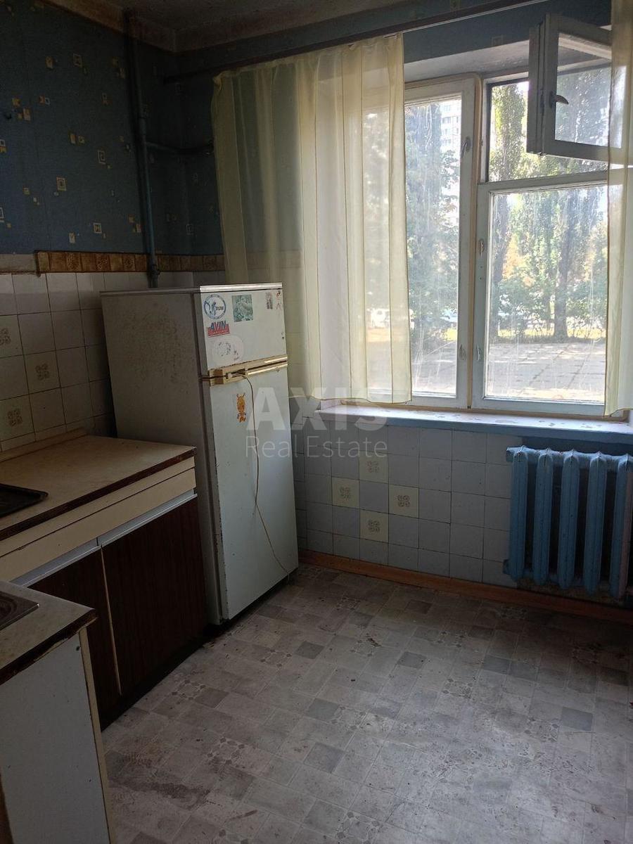3k apartment vul. Akademika Jefremova 17