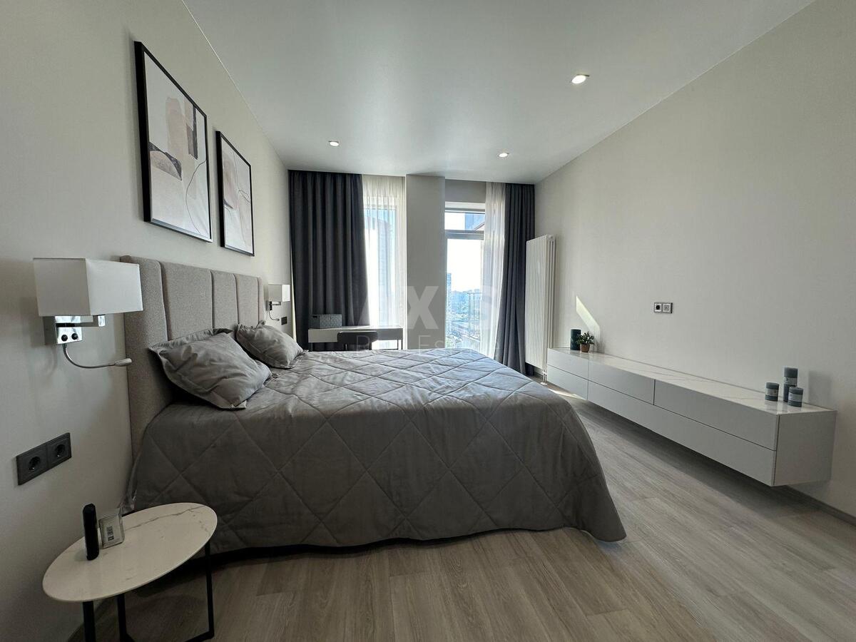 2k apartment vul. Antonovycha 118/195