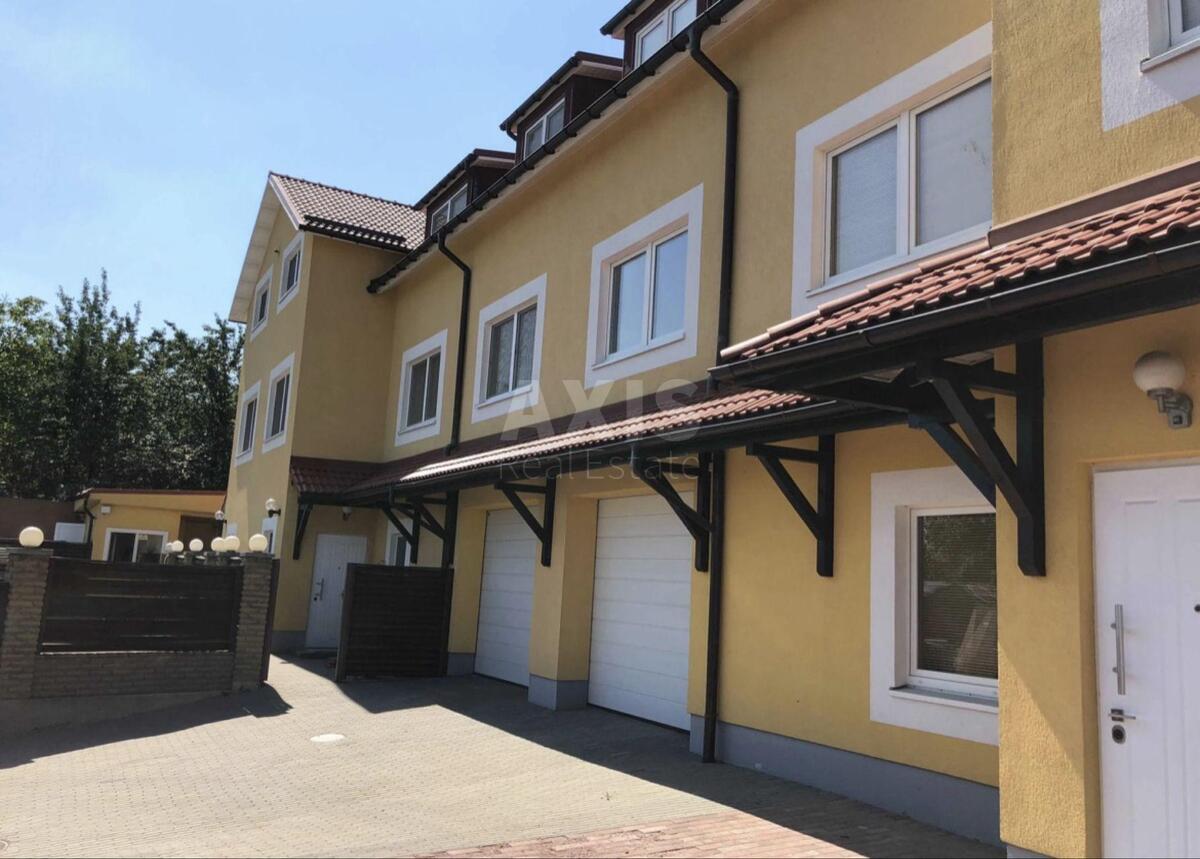 Дoм ул. Локомативная, 315м2, город Киев613581