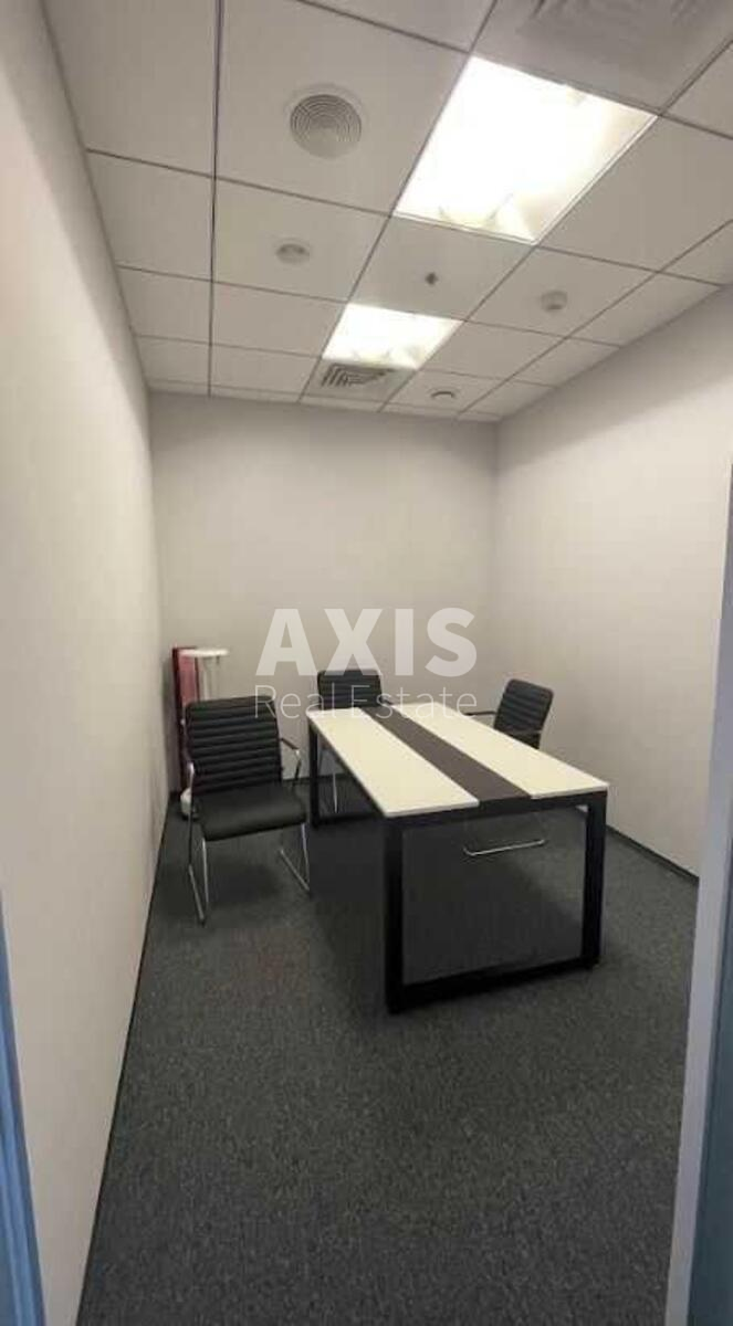 Office pl. Sportyvna 1А, 310m27