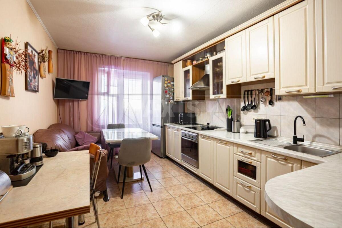 3к квартира ул. Драгоманова 44А60937