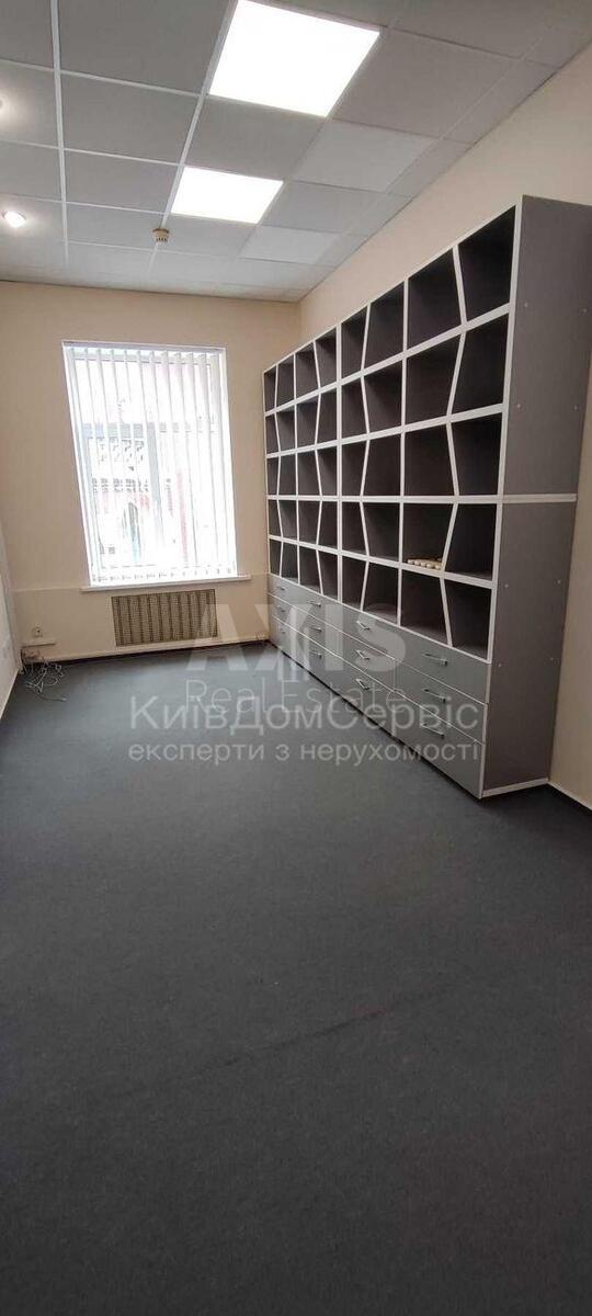Office vul. Velyka Vasyl'kivs'ka 77, 200m2566943
