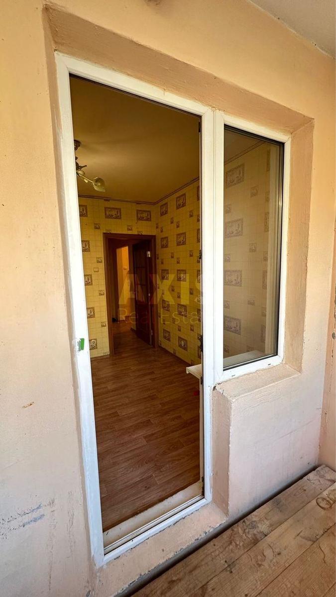 1k apartment vul. Myhajla Maksymovycha 9В3