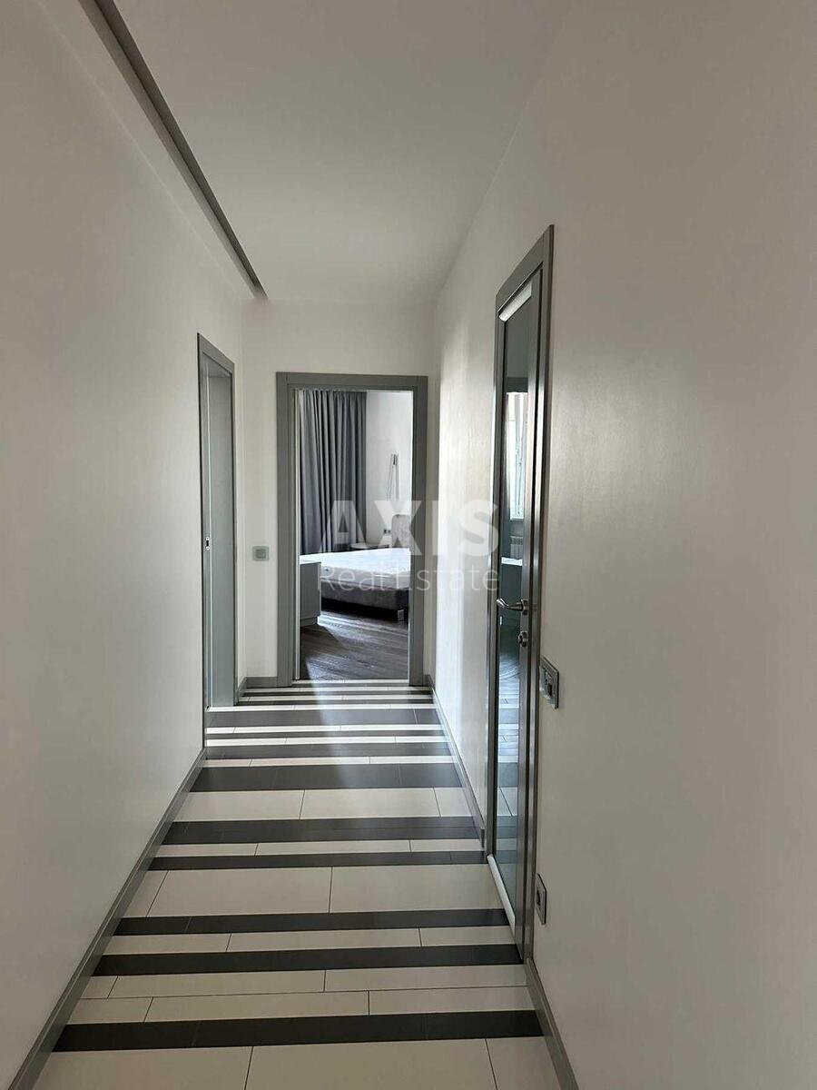 3k apartment vul. Knjazhyj Zaton 218