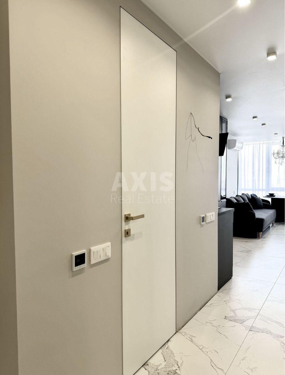 1k apartment vul. Naumova Generala 1Б4