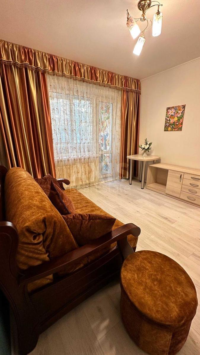 3k apartment vul. Verbyc'kogo Arhitektora 26Б9