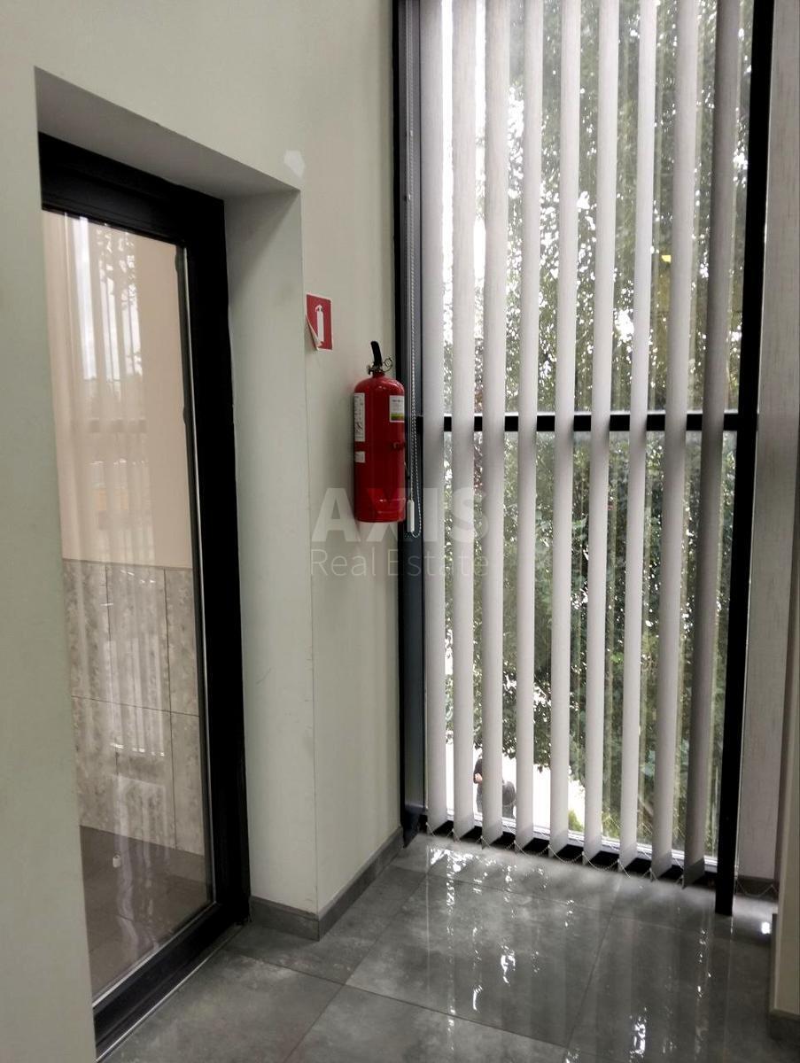Office pr-t Bazhana Mykoly 17, 200m2593165