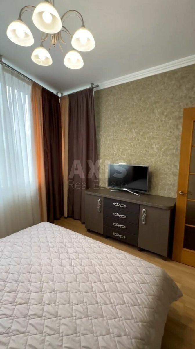2к квартира ул. Вышгородская 45584334